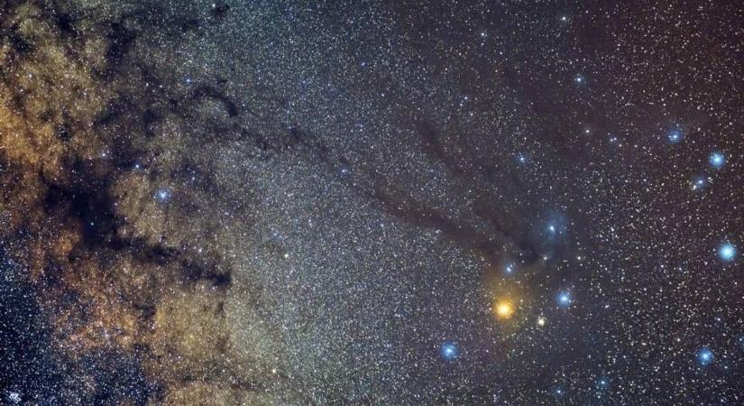 A Hold és az Antares lesz egyszerre látható szerda este az égbolton