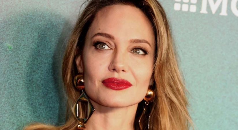 Kiderült a titka: ezért tökéletes az alakja Angelina Jolie-nak 49 évesen is