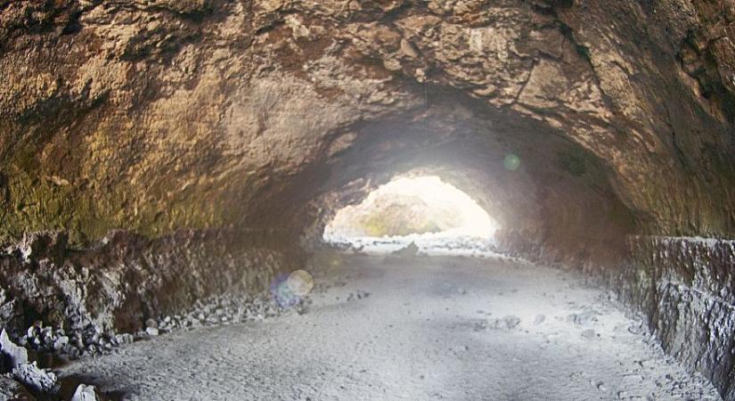 Felszín alatti barlangot találtak a Holdon - mondjuk mi lehet benne