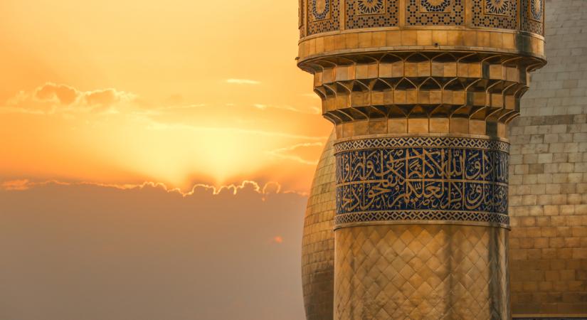 Hogyan verd „helyesen” a nőket – erre tanítja a mecset imámja a híveket