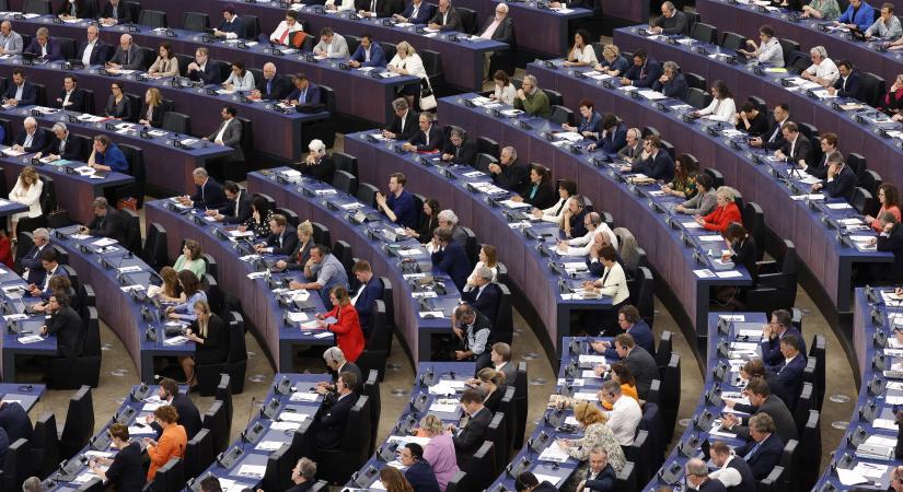 63 EP-képviselő kéri levélben, vonják meg Magyarország uniós szavazati jogát