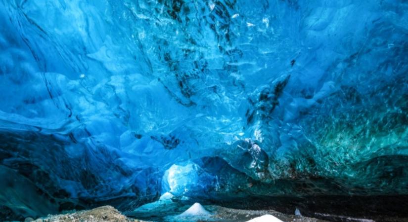 KÉK Klub: Izland – Változatos tájak és természeti csodák – Dr. Gálffy László előadása