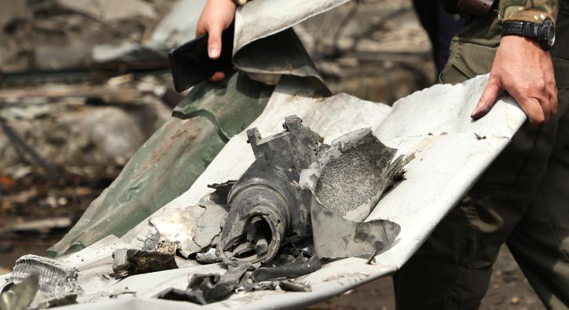 Lelőtt orosz drónok roncsai okoztak károkat Kijev megyében