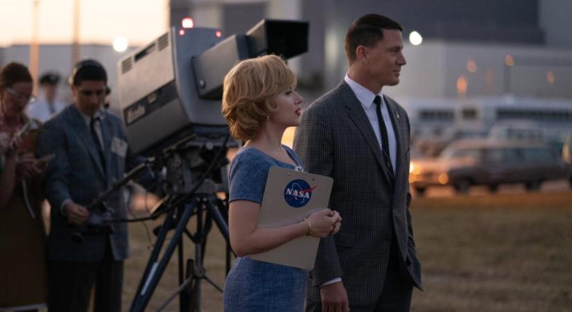 Ha Neil Armstrong befuccsol, Scarlett Johansson akkor is elrepít a holdra