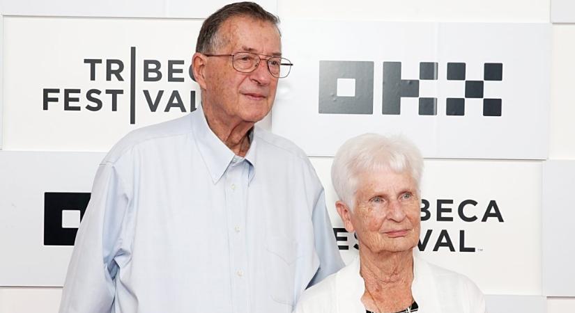 Megtalálta a kiskaput egy nyugdíjas pár: több mint 26 millió dollárt nyertek a lottón
