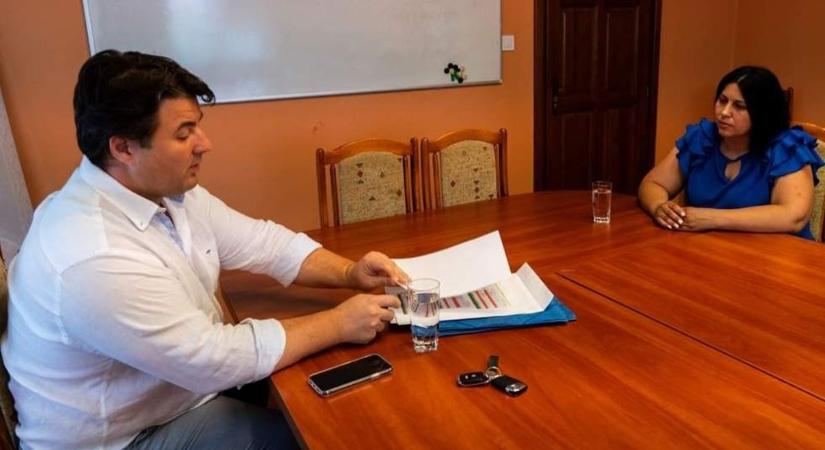 Csanádapáca új polgármesterével egyeztetett a politikus a további fejlesztésekről