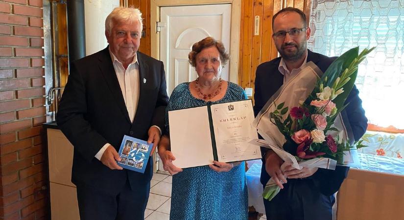 Anna néni 90 - Celldömölk polgármestere is gratulált