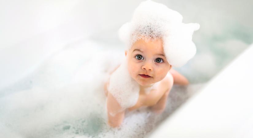 Elég lenne ritkábban fürdetni a gyerekeket, mondja a szakértő