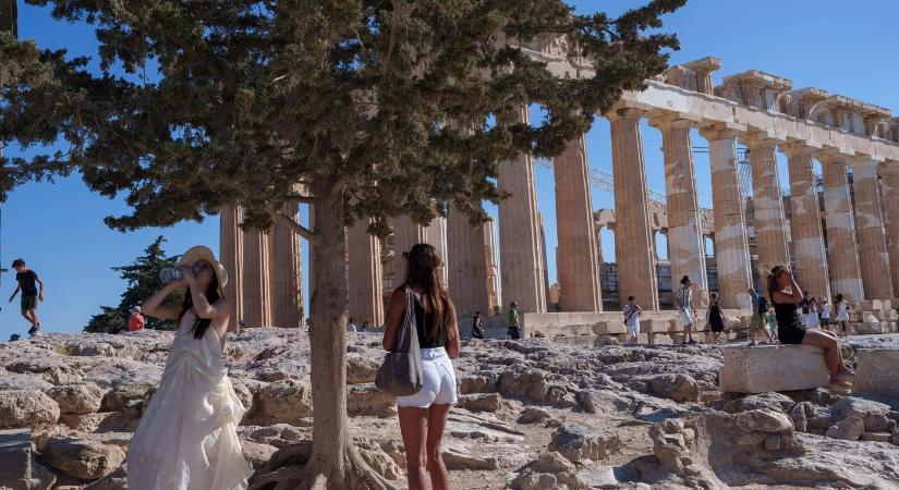 Szerda délután újra zárva tart az athéni Akropolisz a hőség miatt
