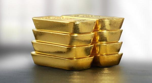 Eközben az arany árfolyama.