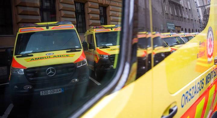 Különleges járműveket is bevetnek a mentők a kánikulában: több száz emberen segíthetnek