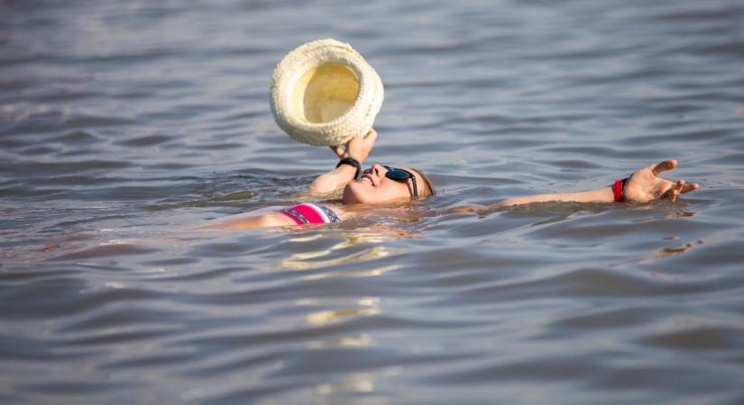 Hűsölnétek a nagy melegben? Ilyen szabadstrandok vannak a Velencei-tónál
