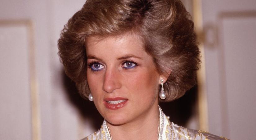 Miért találkozott titokban Diana hercegnő és ifjabb Kennedy?