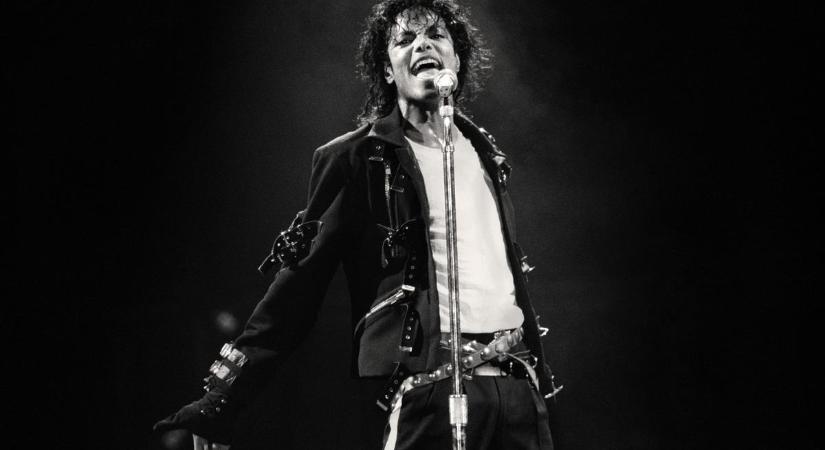 Kétmilliárd dolláron háborúzik Michael Jackson családja