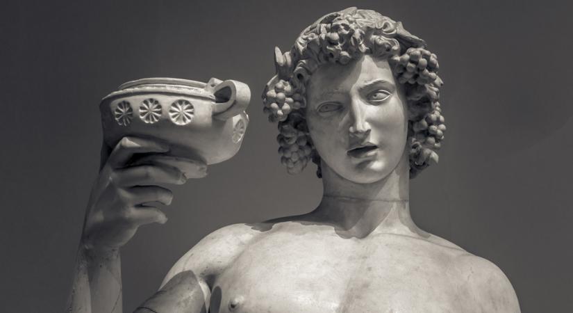 Firenzei szoborral szexelt egy részeg turistanő