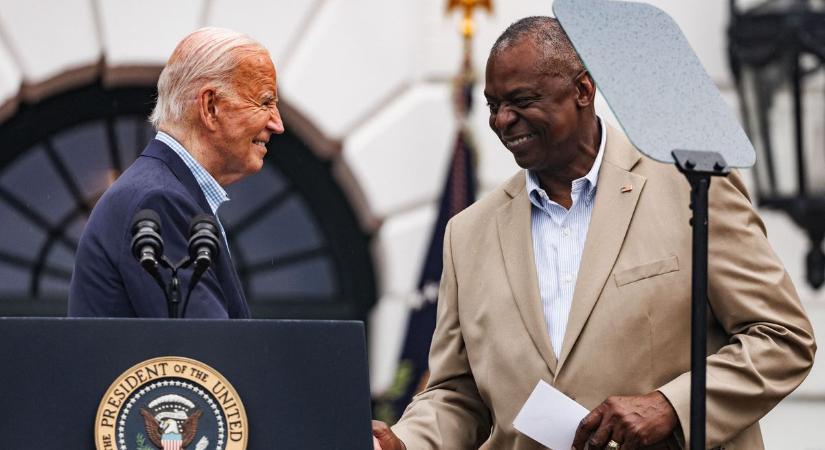 Nemes egyszerűséggel „fekete embernek” nevezte Biden saját védelmi miniszterét  videó
