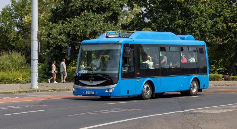 Itt az első elektromos busz, aminek magyar a "szíve"