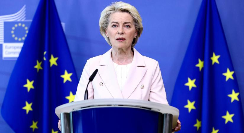 Ismét Ursula von der Leyent választották az Európai Bizottság elnökének