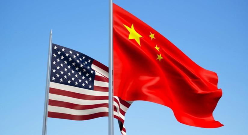 Kína felfüggesztette a tárgyalásokat a fegyverzet-ellenőrzésről az Egyesült Államokkal