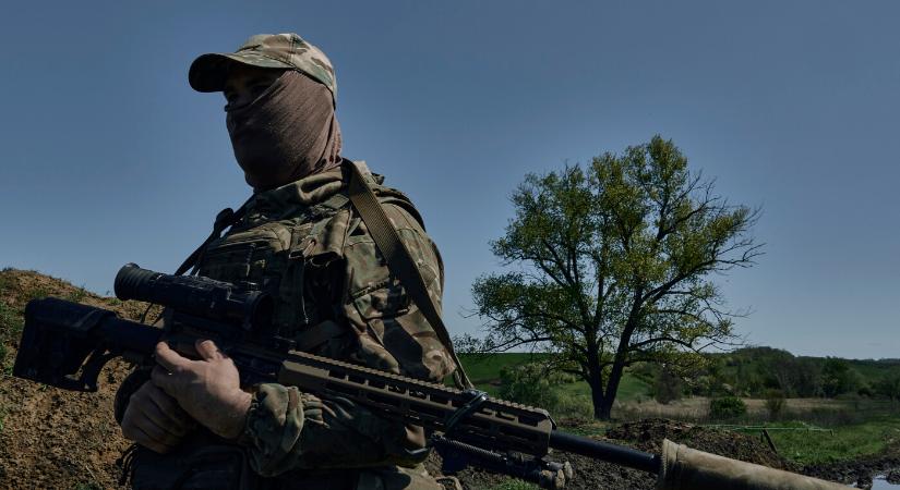 Az ukrán csapatok kivonultak a Donyeck megyei Urozsajne településről
