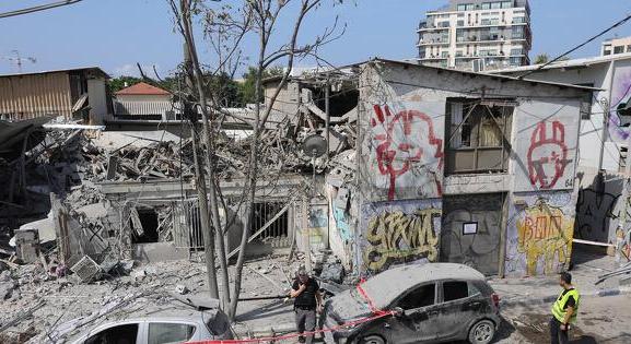 Rendkívüli: dróntámadás érte Tel-Aviv belvárosát