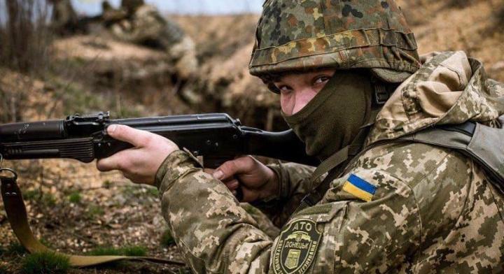 Várhatóan 2100 ukrán katona vesz részt franciaországi képzésen