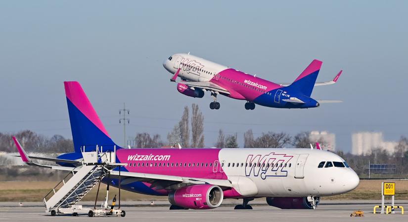 Ingyenes utasfelvétellel kompenzálja a Wizz Air az informatikai elakadást