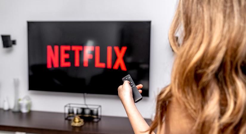 A Netflix jövője a hirdetéses előfizetésekhez van kötve: 8 millió új előfizetőt zsákolt be a cég az olcsó reklámos csomagokkal