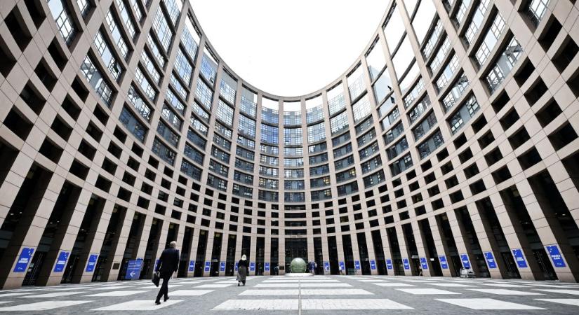 Kiderült, melyik bizottságokba ülnek be a magyar EP-képviselők