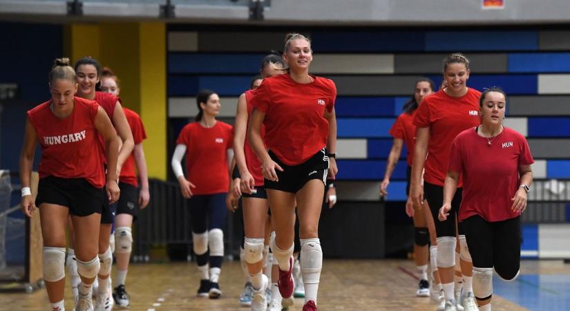 Nézd meg fotókon a női röplabda válogatott kaposvári felkészülését!