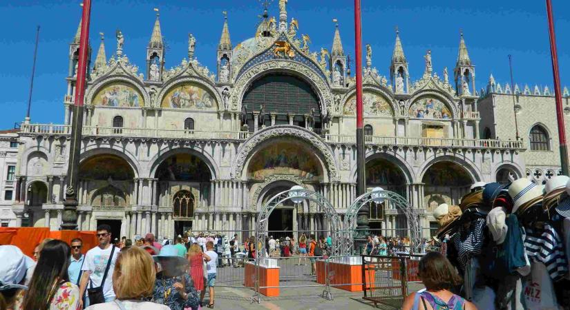 2,2 millió eurót hozott a fizetős belépés Velencének