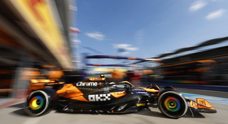 Reagált a McLaren a fékjeiket érő panaszokra