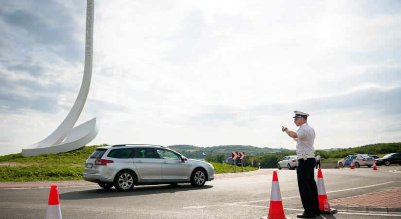 A Hungaroringről üzentek a rendőrök az autósoknak