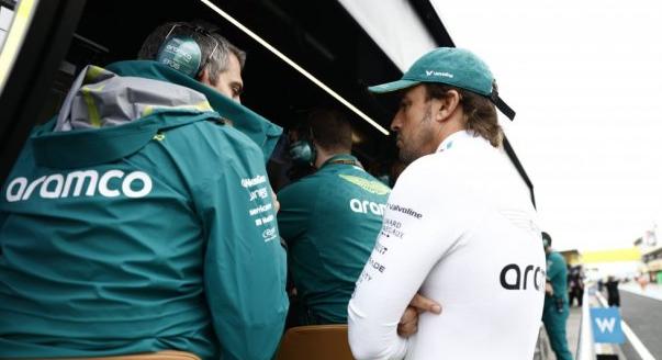 „Durva hibát követett el az FIA” – Alonso dühöng