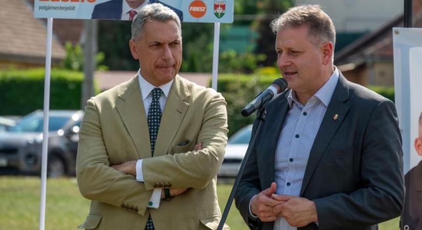 Magukra vessenek a taksonyiak, ha nem ad Lázár János pénzt az útfelújításra – mondta a leváltott fideszes polgármester