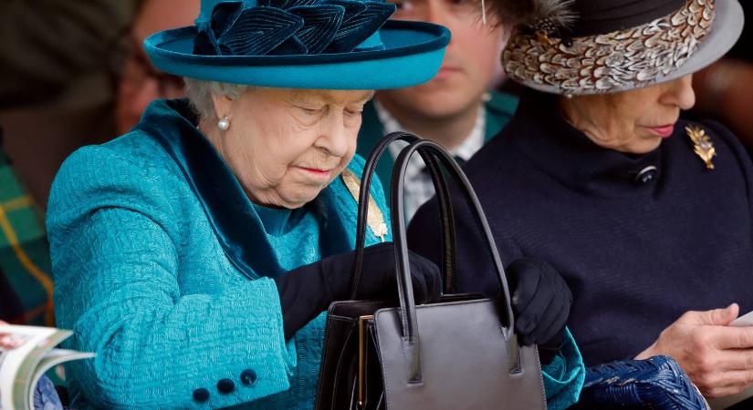 II. Erzsébet rejtjeleket küldött a táskájával – ezt jelentették a kódolt üzenetek