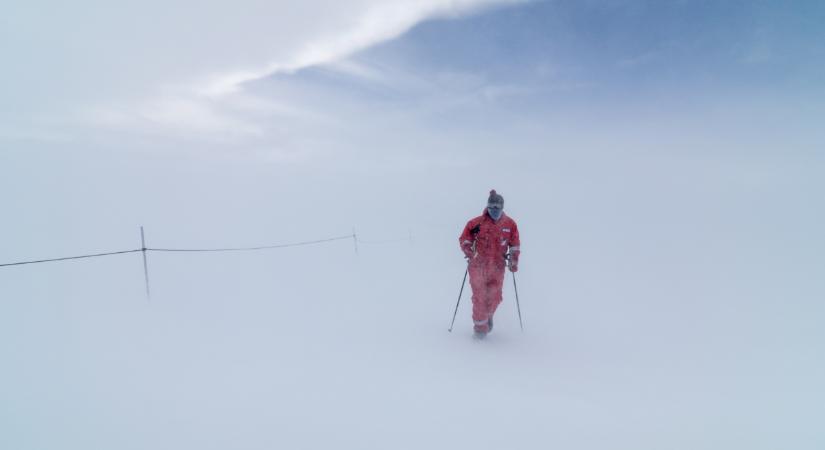 „Az Antarktiszon csak az alvással voltak problémáim”- interjú Jurányi Zsófia sarkkutatóval