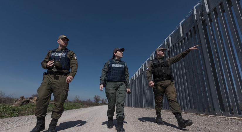 Rálőttek egy görög határrendészre a görög–török határon