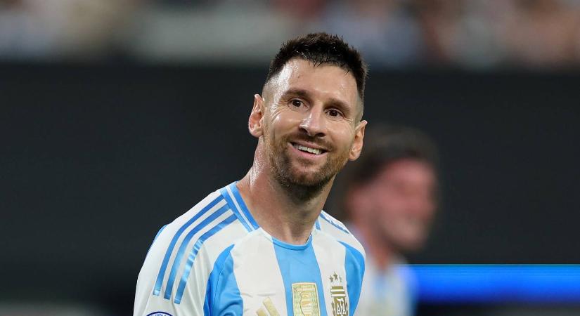 Lionel Messit hatalmas meglepetés érte szombat éjjel – videó