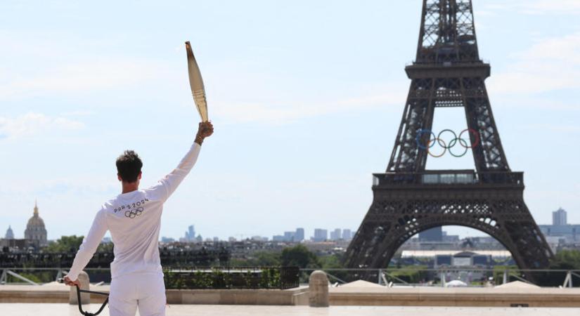 Két évre ítéltek egy franciát, aki az olimpiai fáklyavivő ellen készült merényletet elkövetni