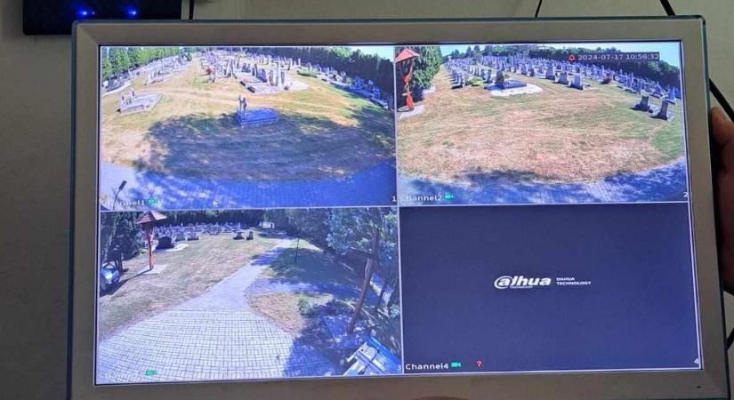 Kamerák vigyázzák a rendet a pacsai temetőben