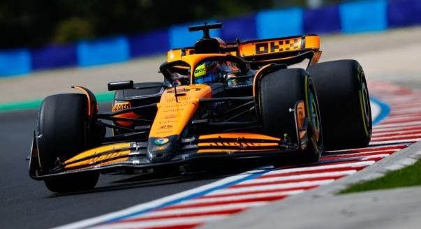 Házon belüli McLaren-dráma a Hungaroringen, Piastri először győzött