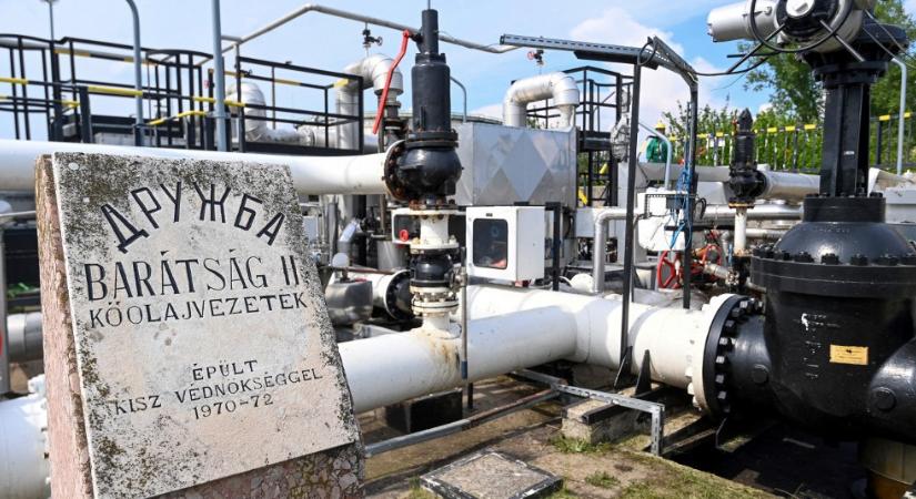 Heteken belül brutális energiaár-robbanás és áramhiány jöhet Magyarországon, ha nem lesz megoldás a kieső orosz olajra