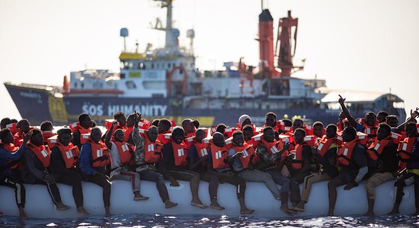 Olasz belügyminiszter: nem érkezés után kell a migránsokat visszaszállítani