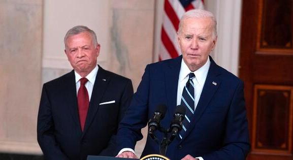 Biden azonnal távozzon - sürgette a házelnök, közben rendkívüli ülést tartanak a demokraták