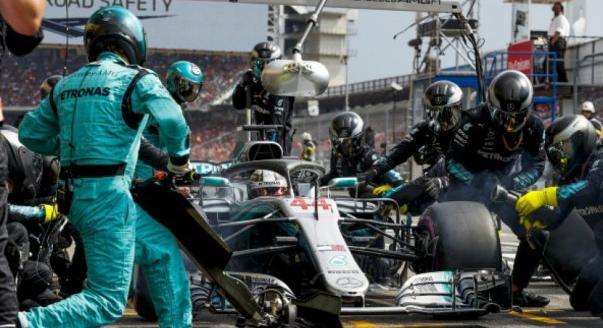F1-Archív: Hamilton megtarthatja a győzelmét