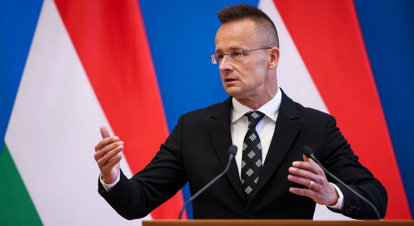 Szijjártó Péter: a brüsszeli külügyes bürokrácia a békemisszón köszörüli a nyelvét