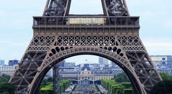 Párizs az egyik legolcsóbb olimpiára készül