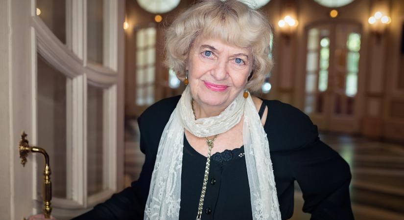 Elhunyt Szatmári Liza színművész, aki 73 évig volt a Vígszinház tagja