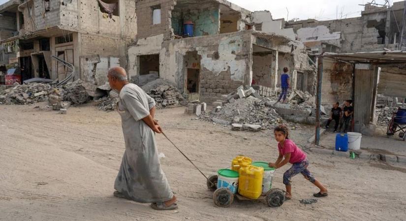 Izrael lebombáz egy gázai menekülttábort, az ott élőknek menekülniük kell